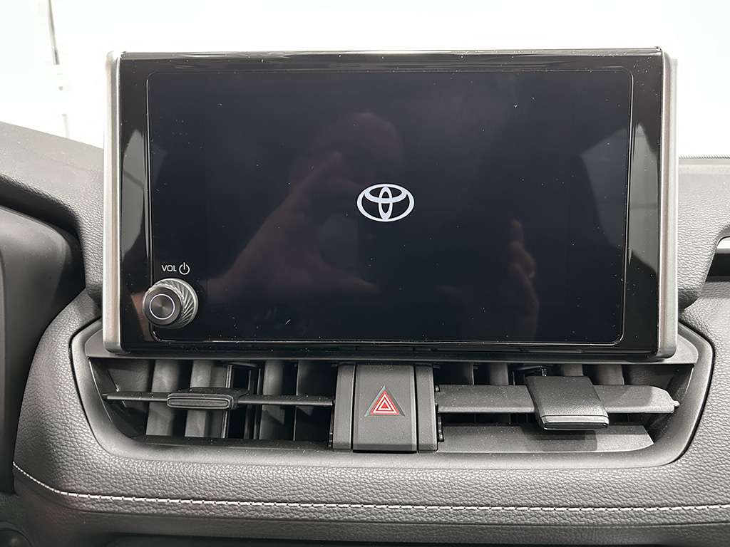 2023 Toyota Rav4 - Image 42