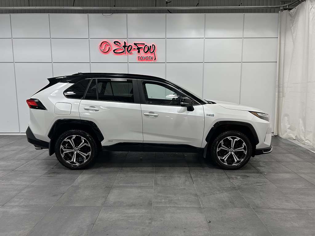 2023 Toyota Rav4 Prime - Image 30