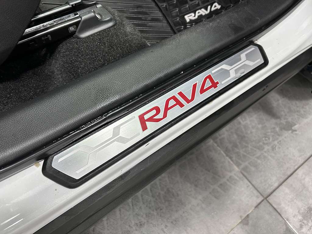 2023 Toyota Rav4 Prime - Image 37