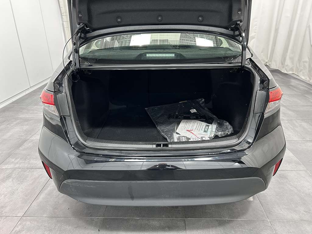 2023 Toyota Corolla - Image 33