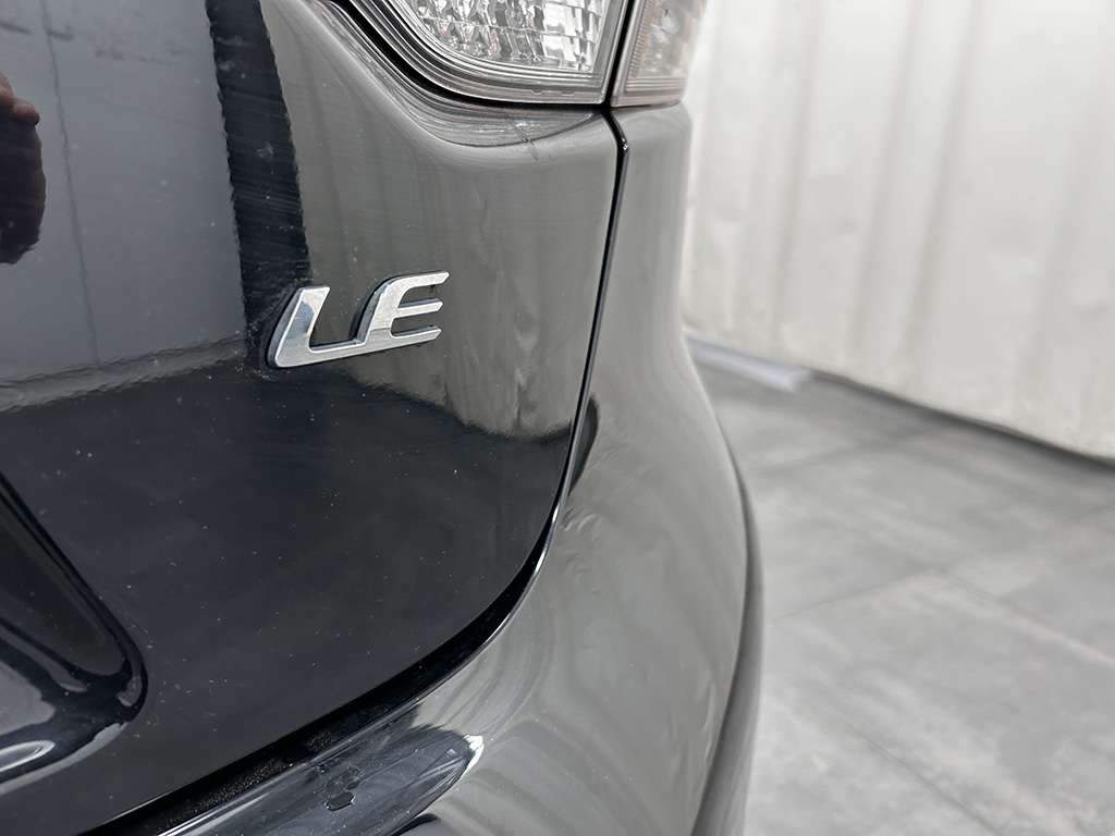 2023 Toyota Corolla - Image 34