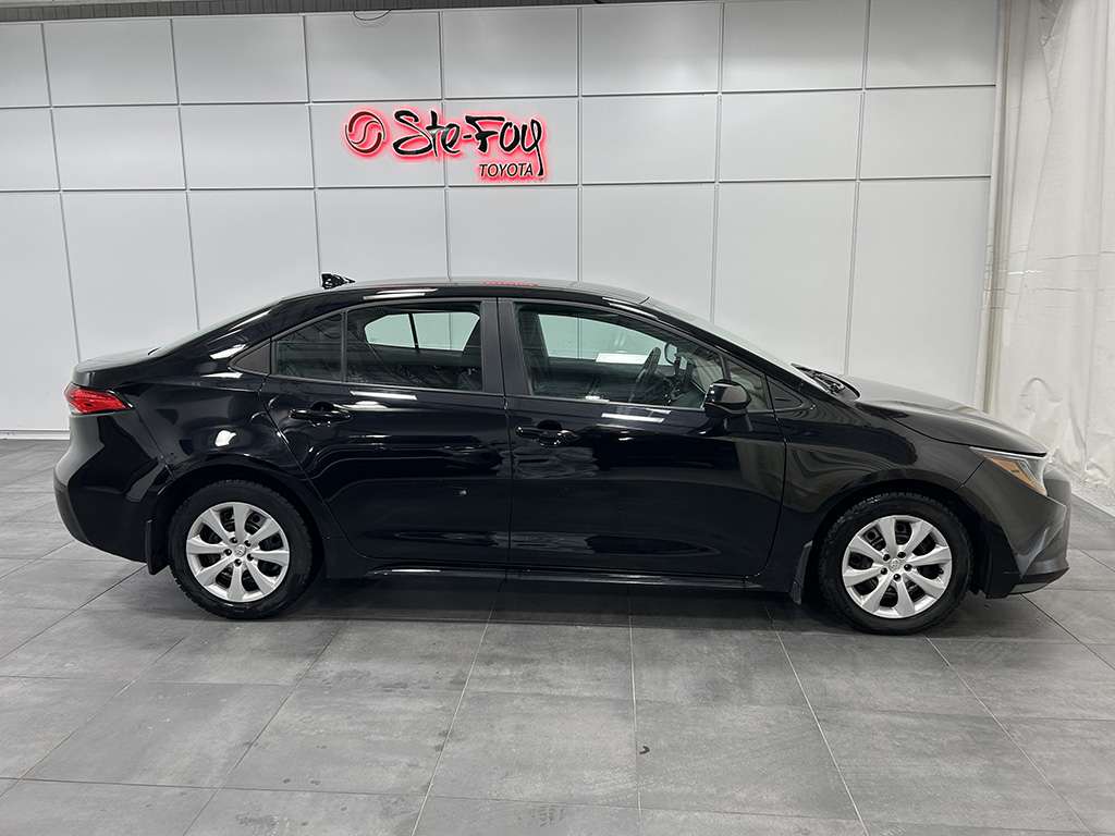 2023 Toyota Corolla - Image 36