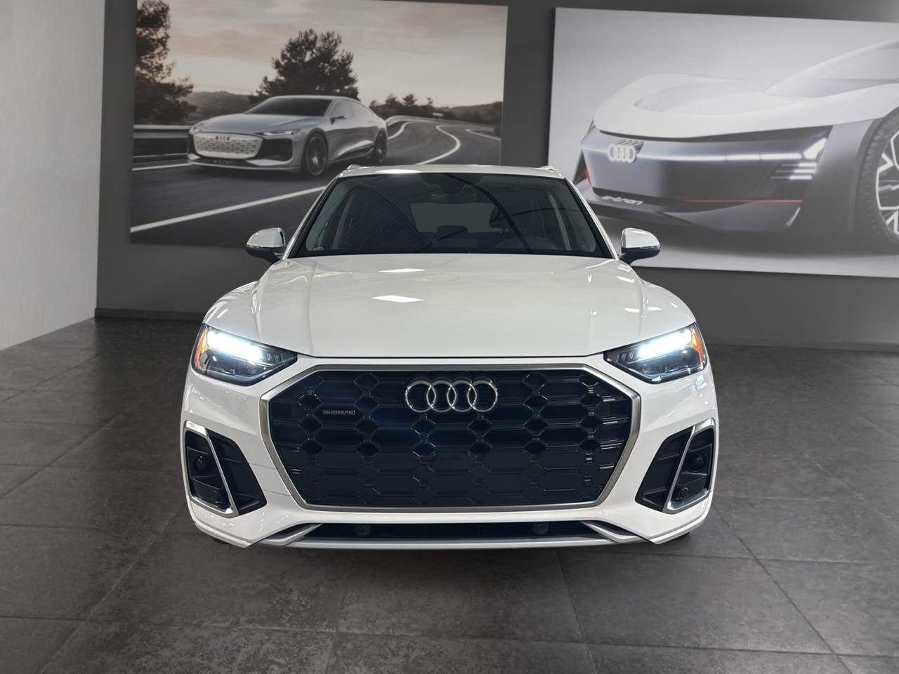 2023 Audi Q5 - Image 2