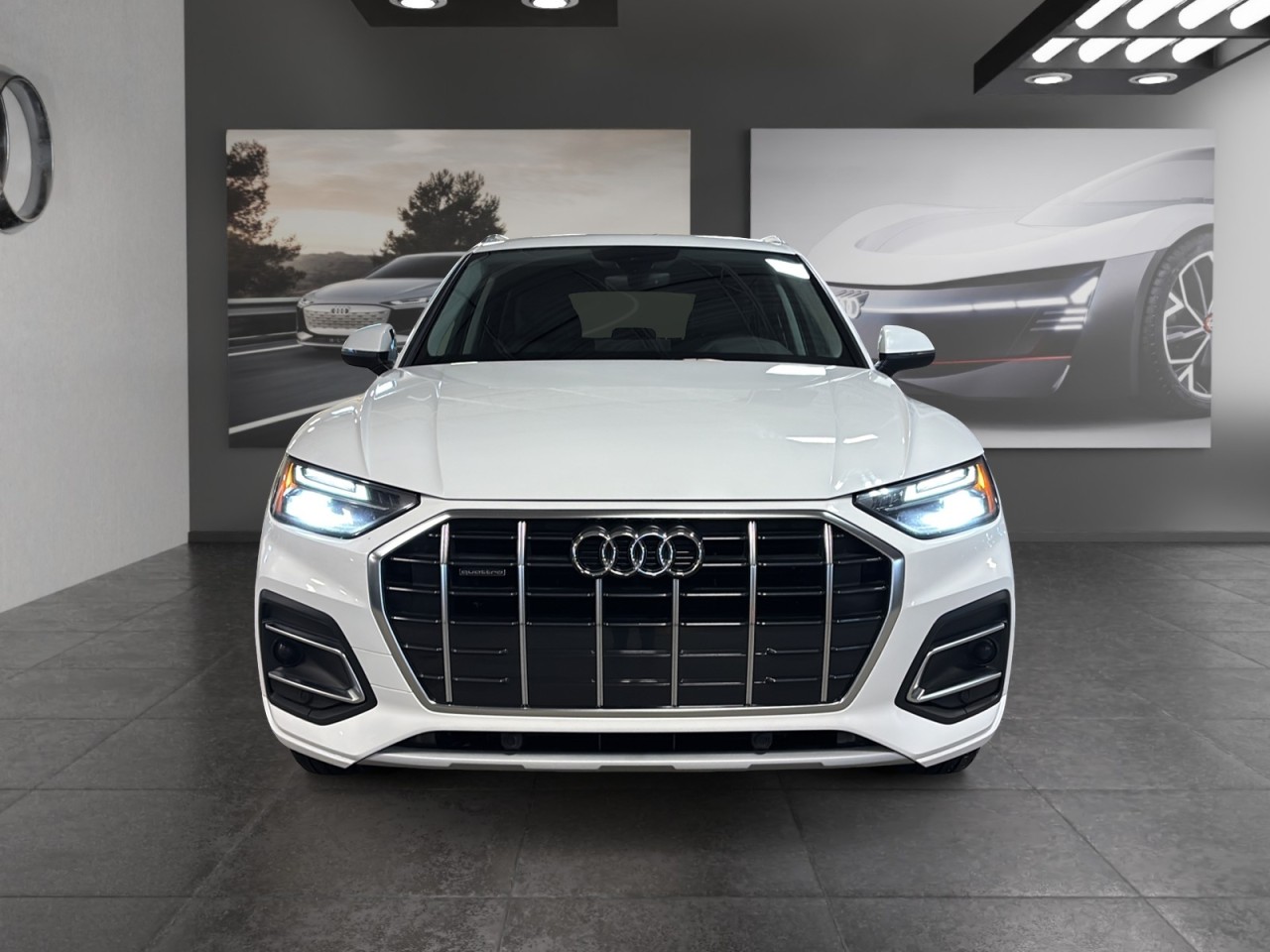 2021 Audi Q5 - Image 2