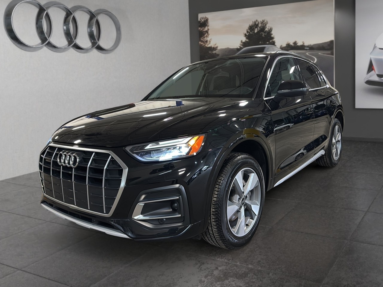 2024 Audi Q5 - Image 3