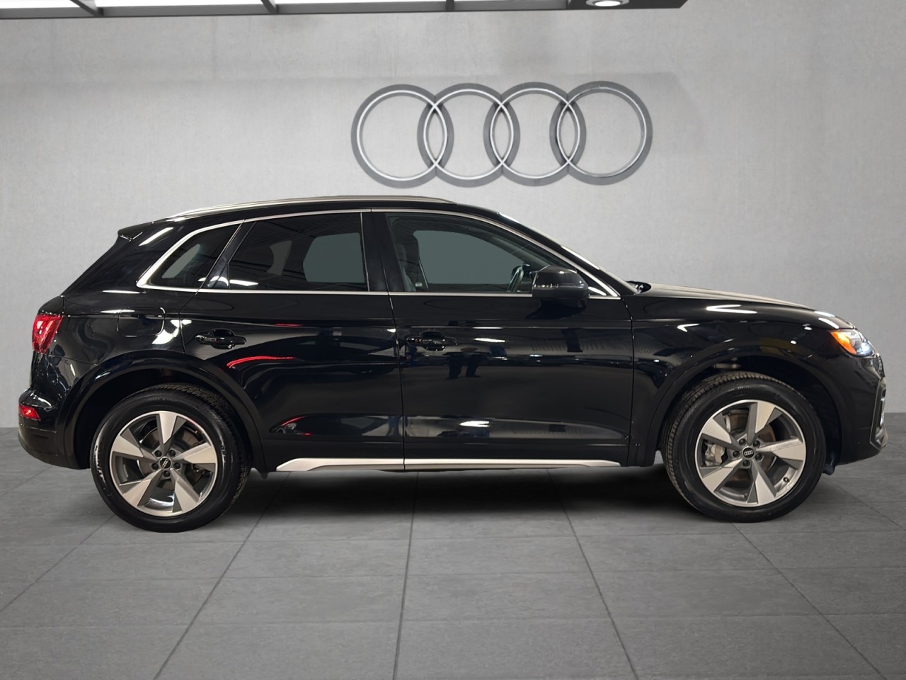 2024 Audi Q5 - Image 4