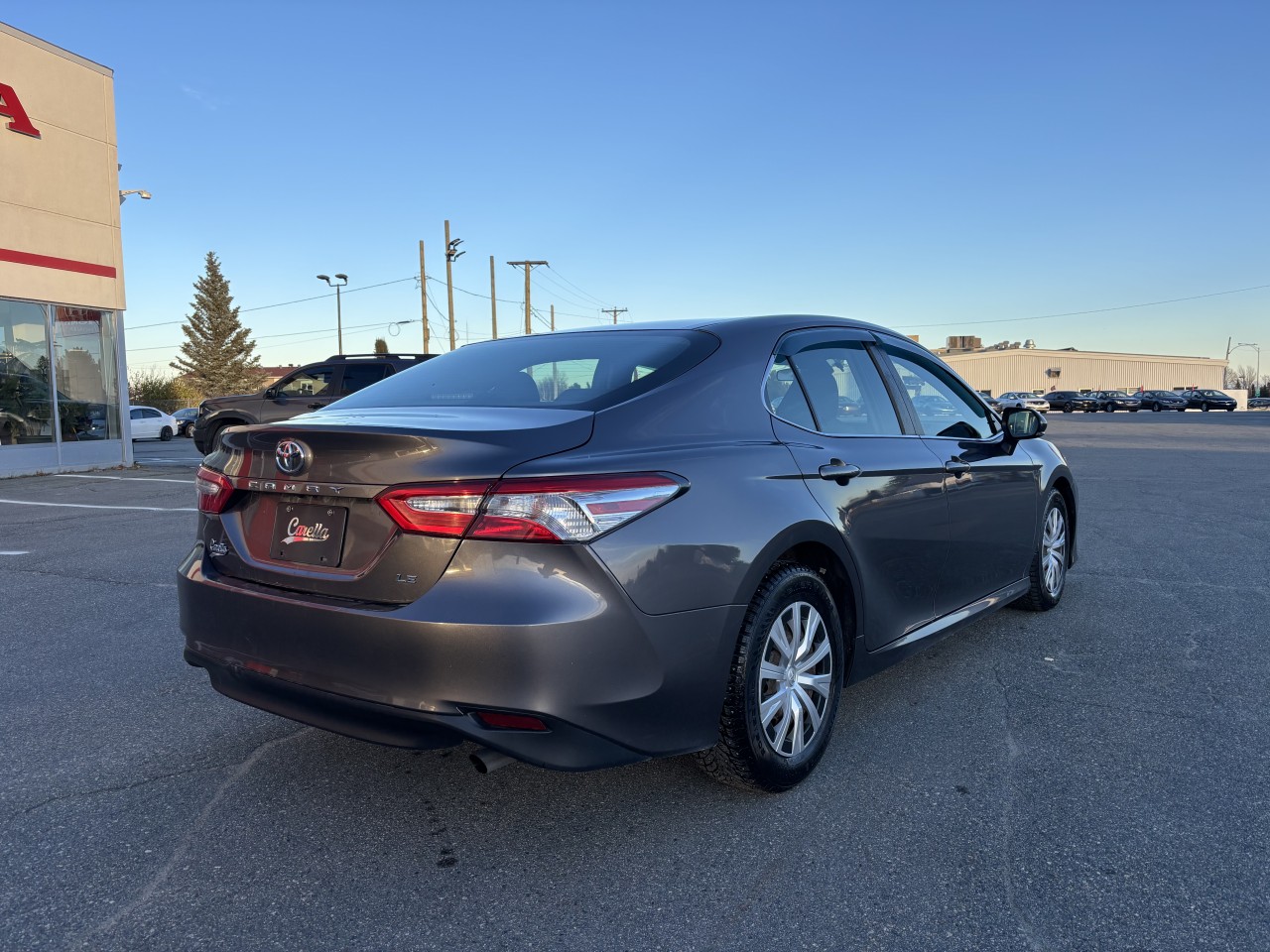 2020 Toyota Camry - Image 5
