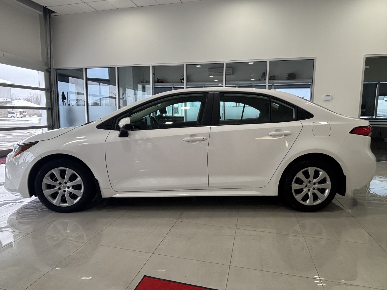 2024 Toyota Corolla - Image 8