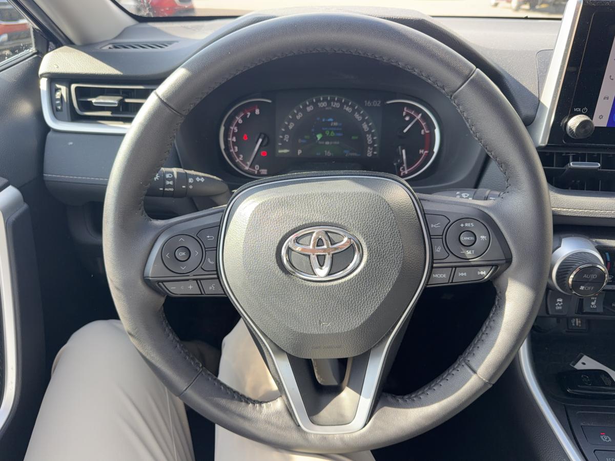 2024 Toyota RAV4 - Image 62