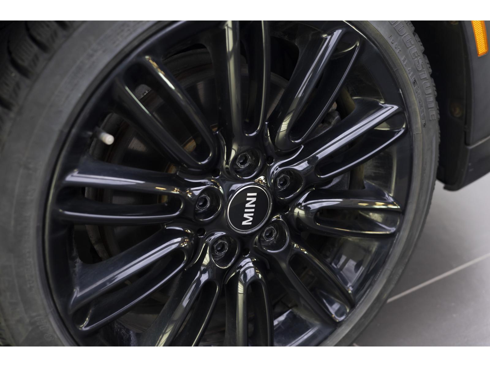 2022 Mini Cooper S - Image 40