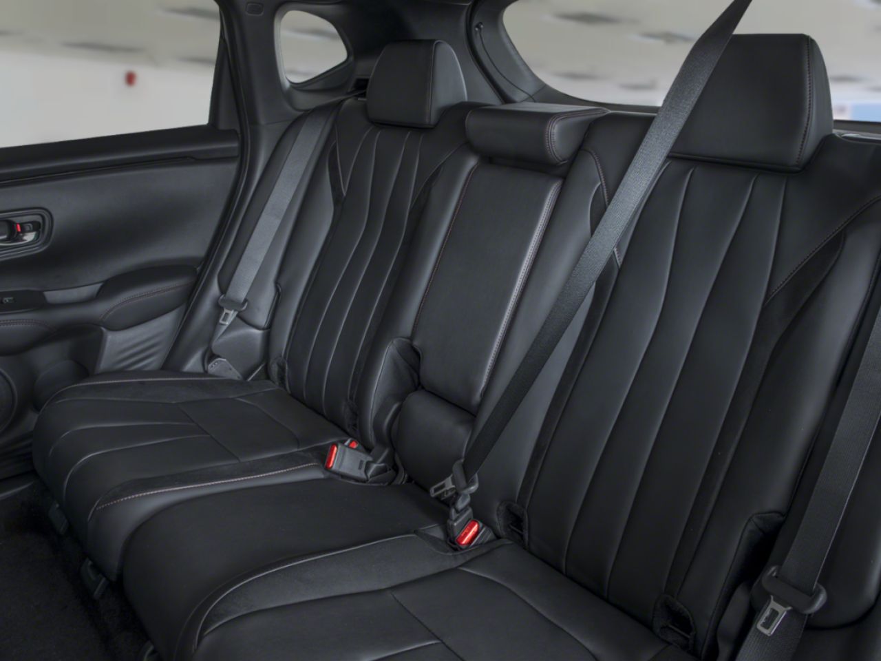 2026 Acura ADX - Image 5