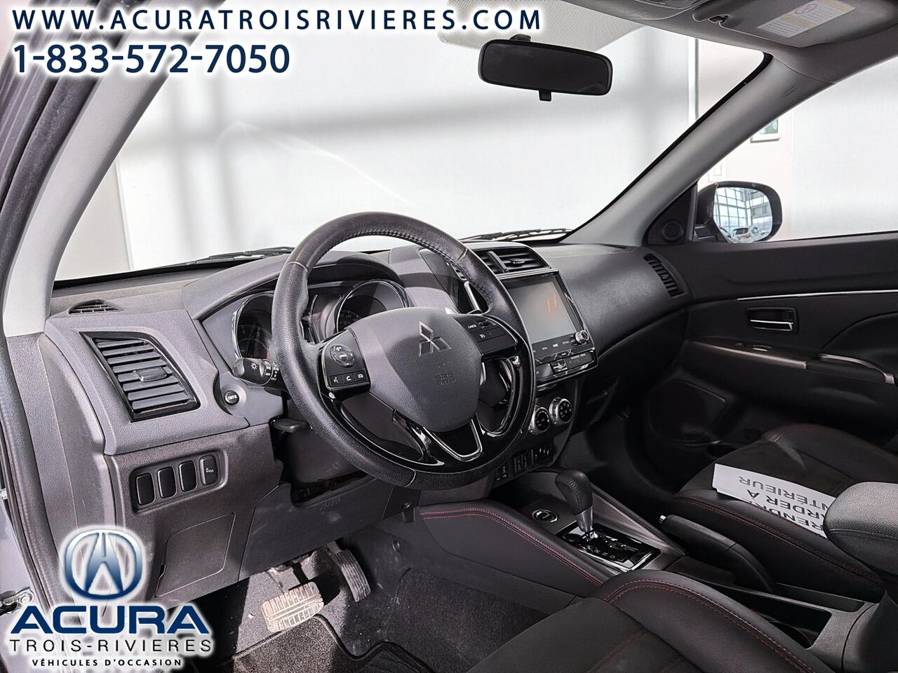 2020 Mitsubishi RVR - Image 11