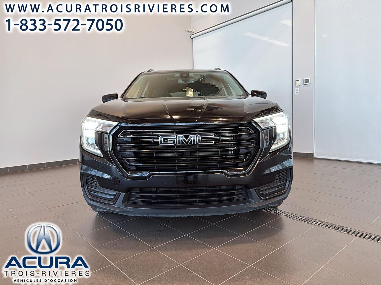 2022 GMC Terrain - Image 3