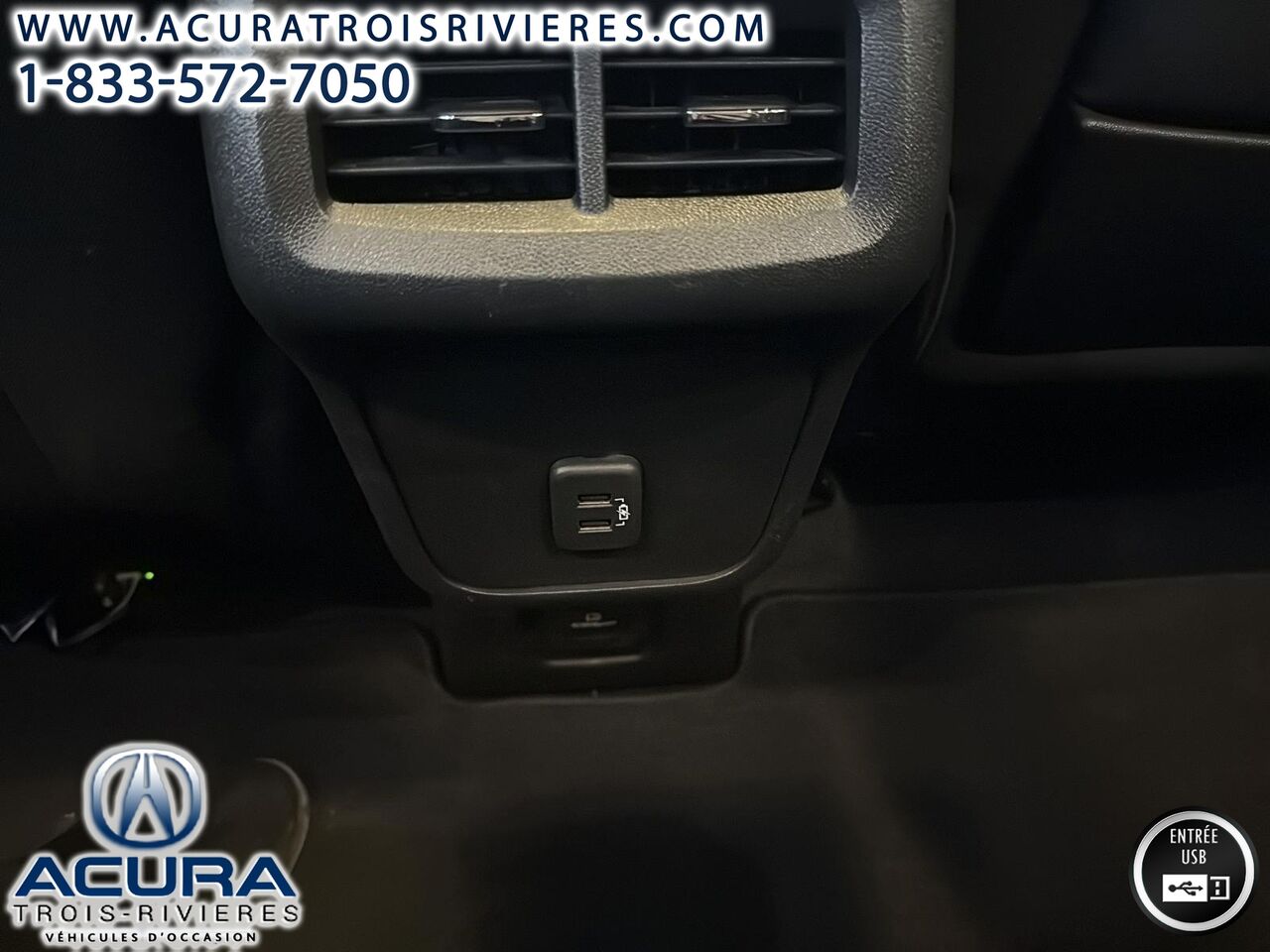 2022 GMC Terrain - Image 17
