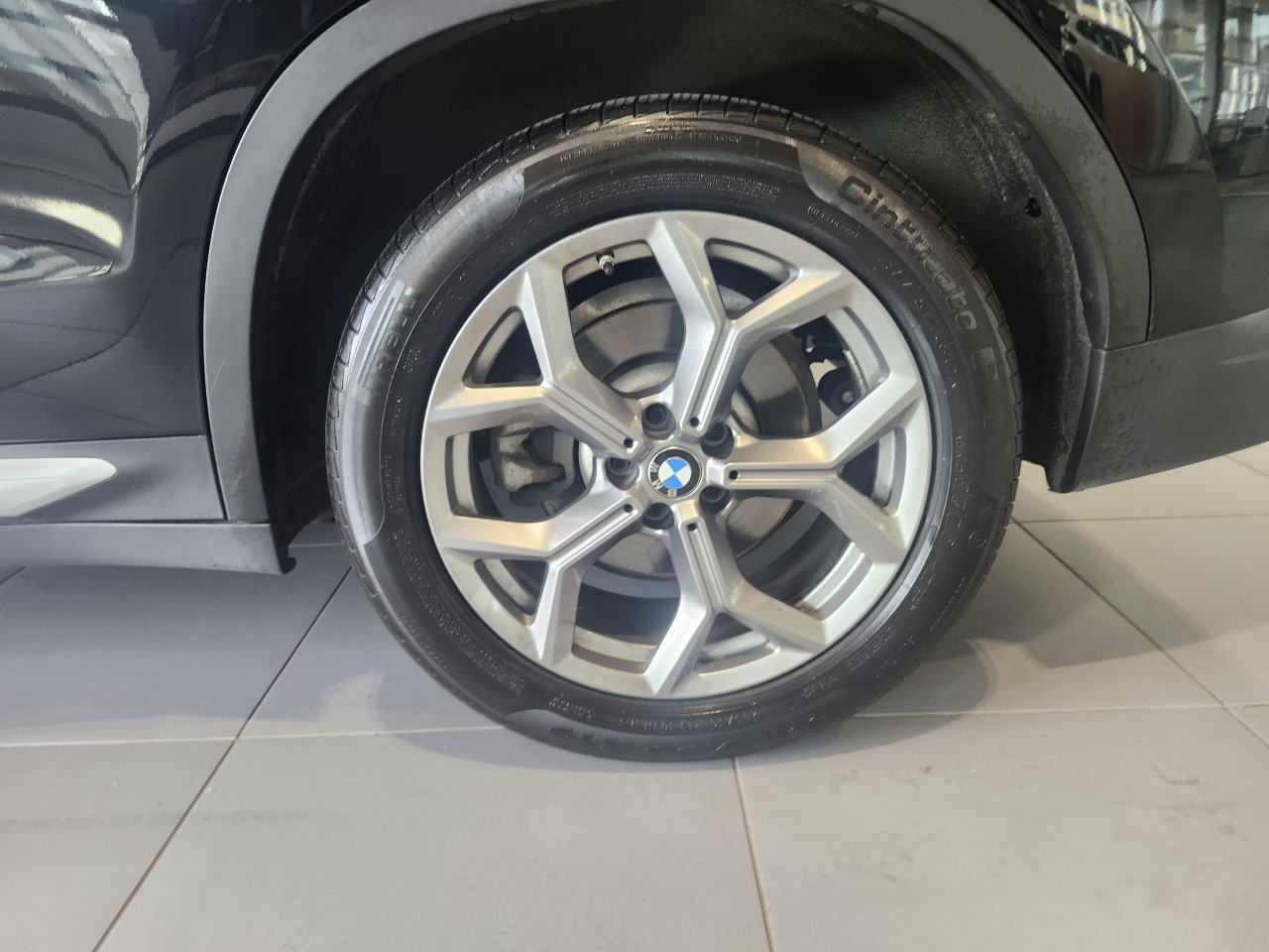 2023 BMW X3 - Image 3
