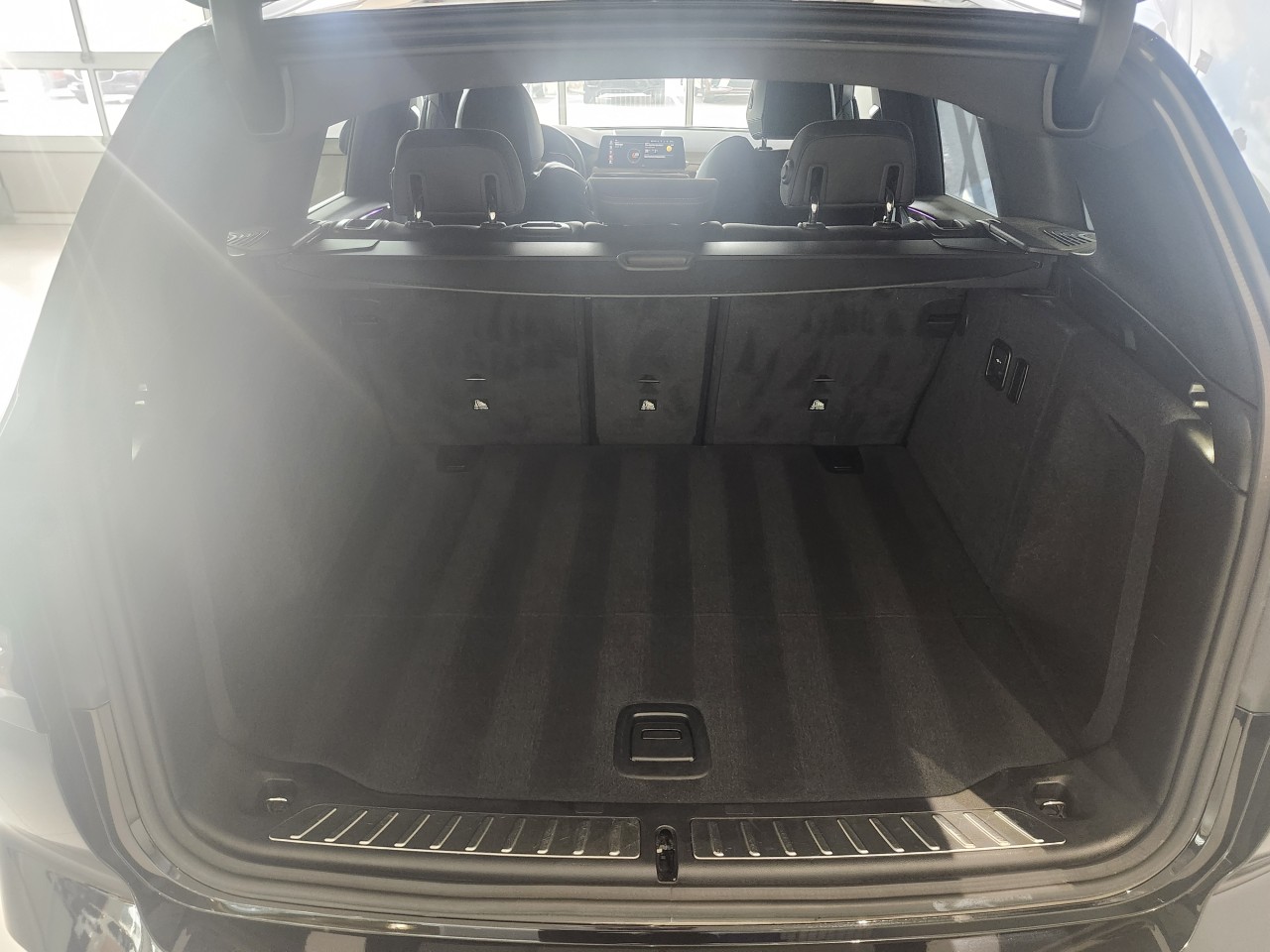 2023 BMW X3 - Image 6