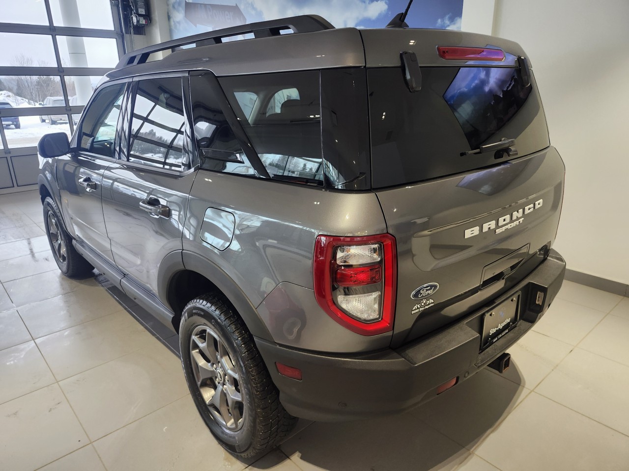 2022 Ford Bronco Sport - Image 3