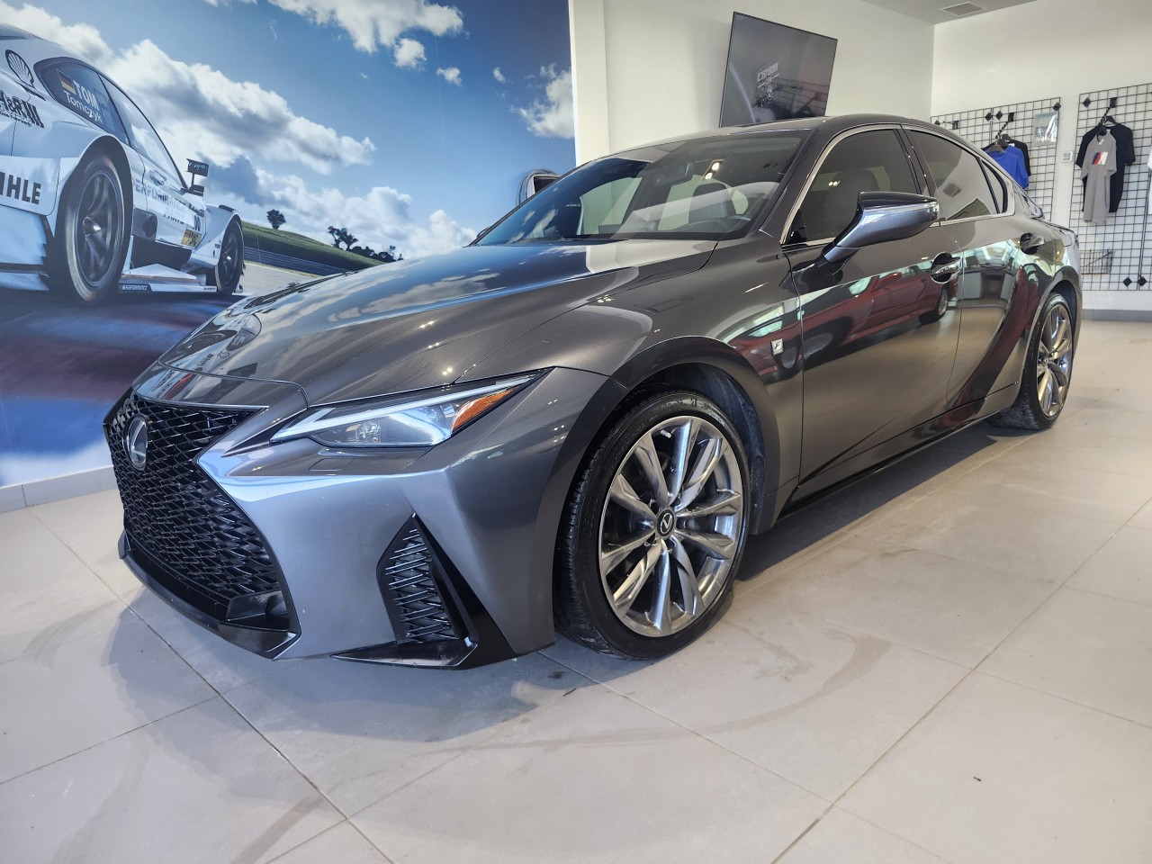 2022 Lexus IS