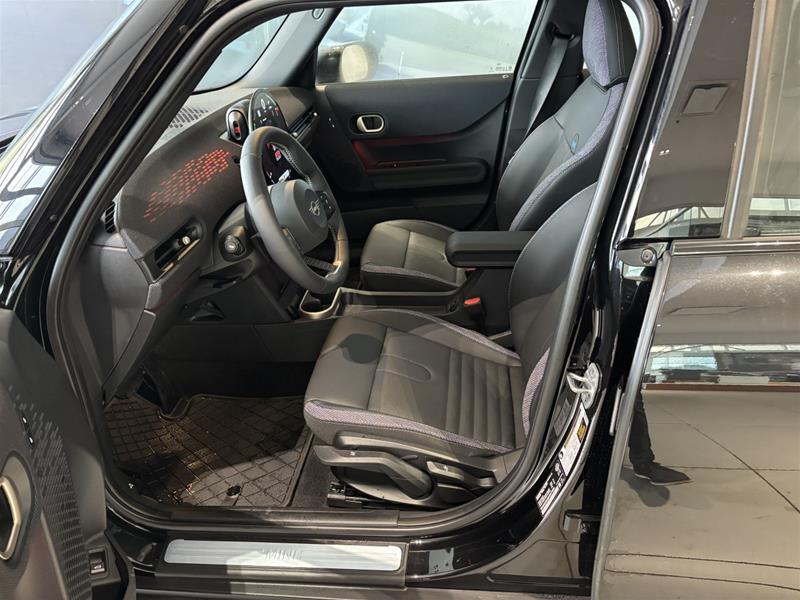 2026 MINI 5 Door - Image 10