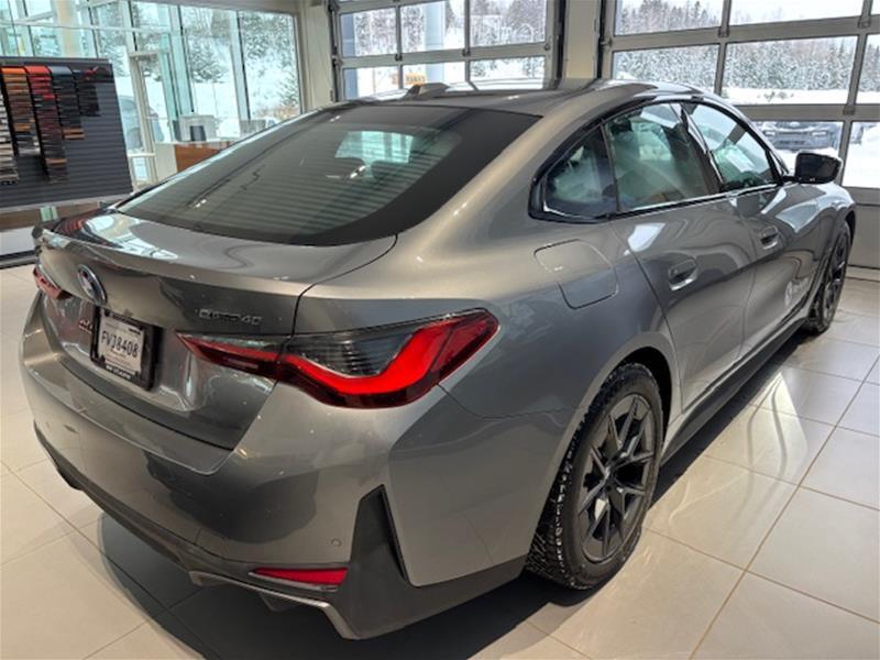 2025 BMW i4 - Image 8