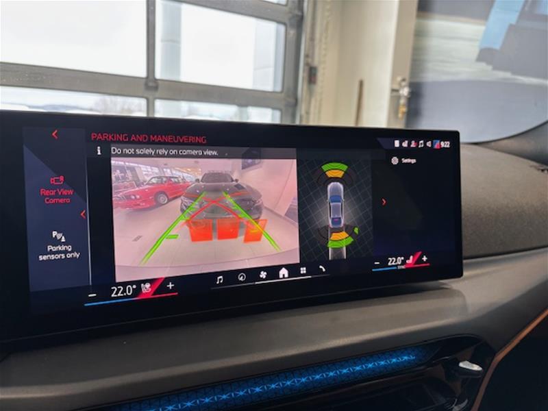 2025 BMW i4 - Image 19