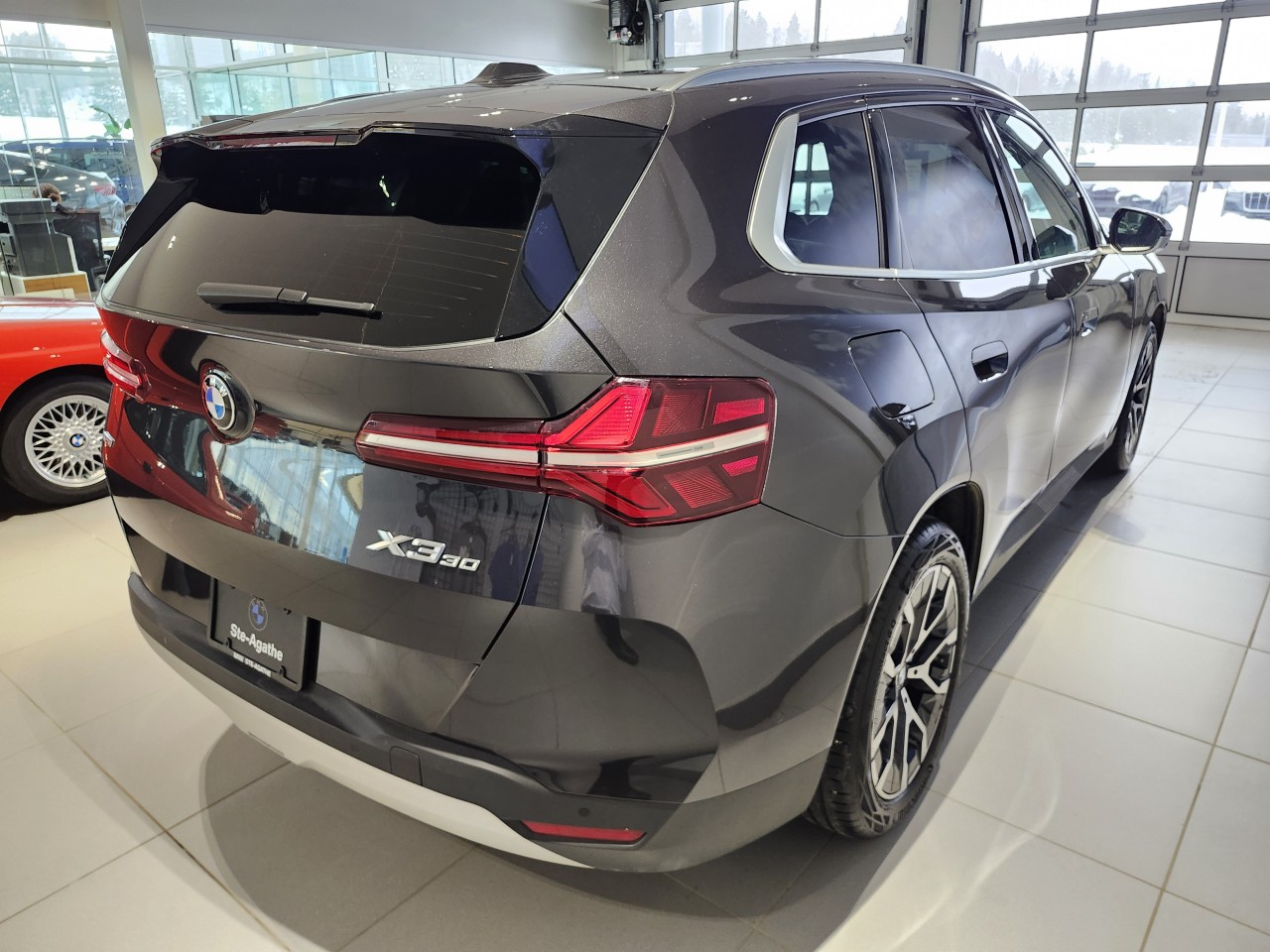 2025 BMW X3 - Image 8