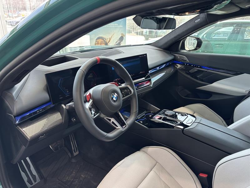 2026 BMW M5 - Image 13