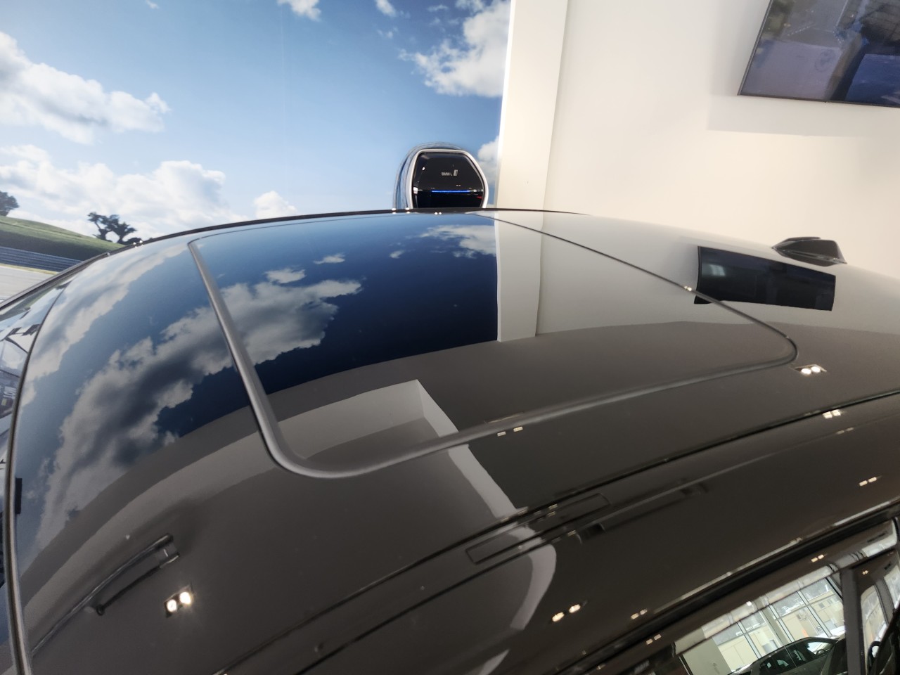 2024 BMW 3 Series - Image 11