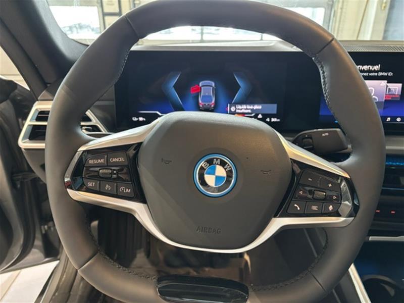 2025 BMW i4 - Image 19