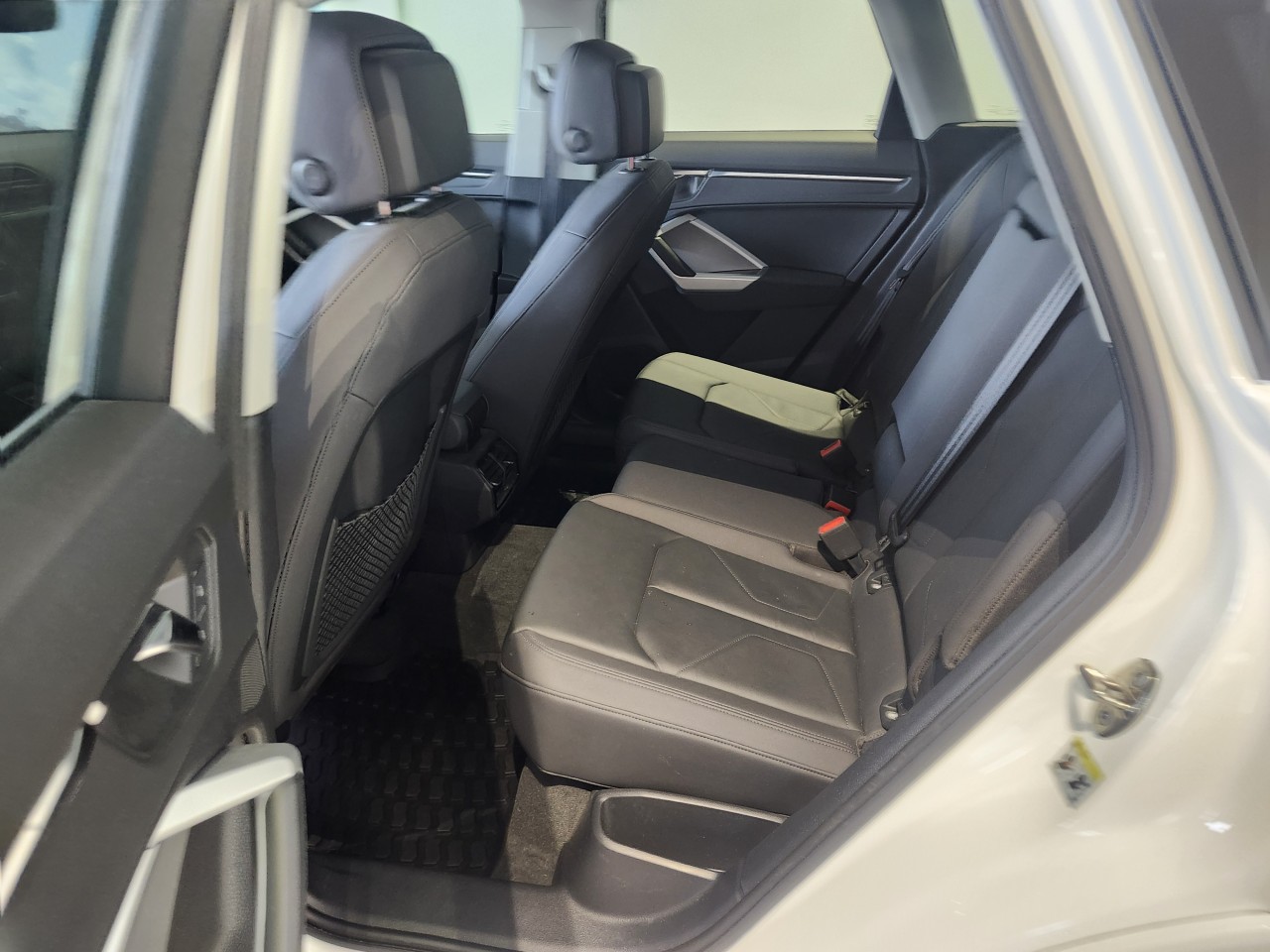 2021 Audi Q3 - Image 13