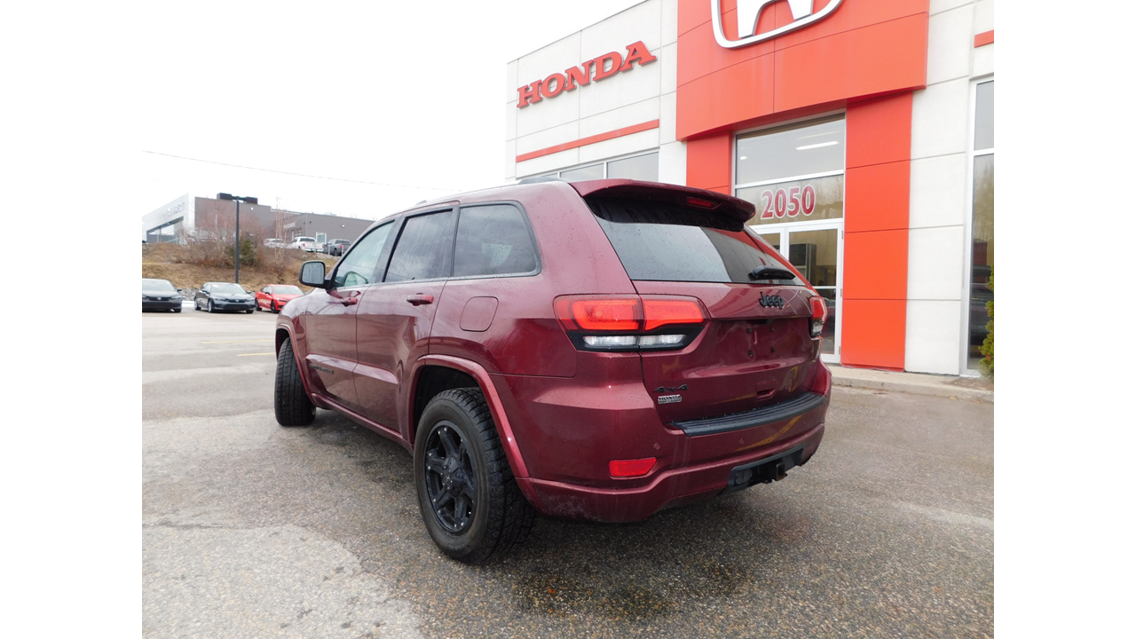 2019 Jeep Grand Cherokee - Image 3