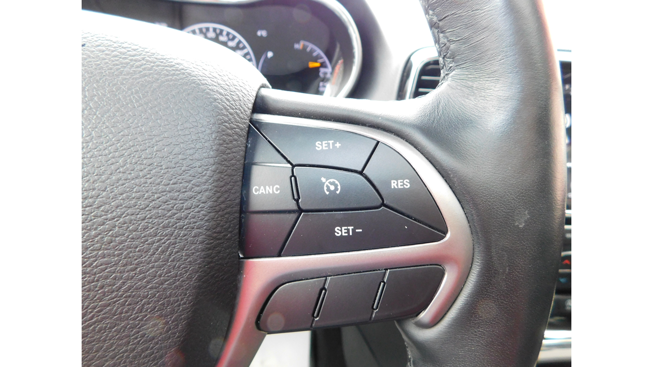 2019 Jeep Grand Cherokee - Image 16