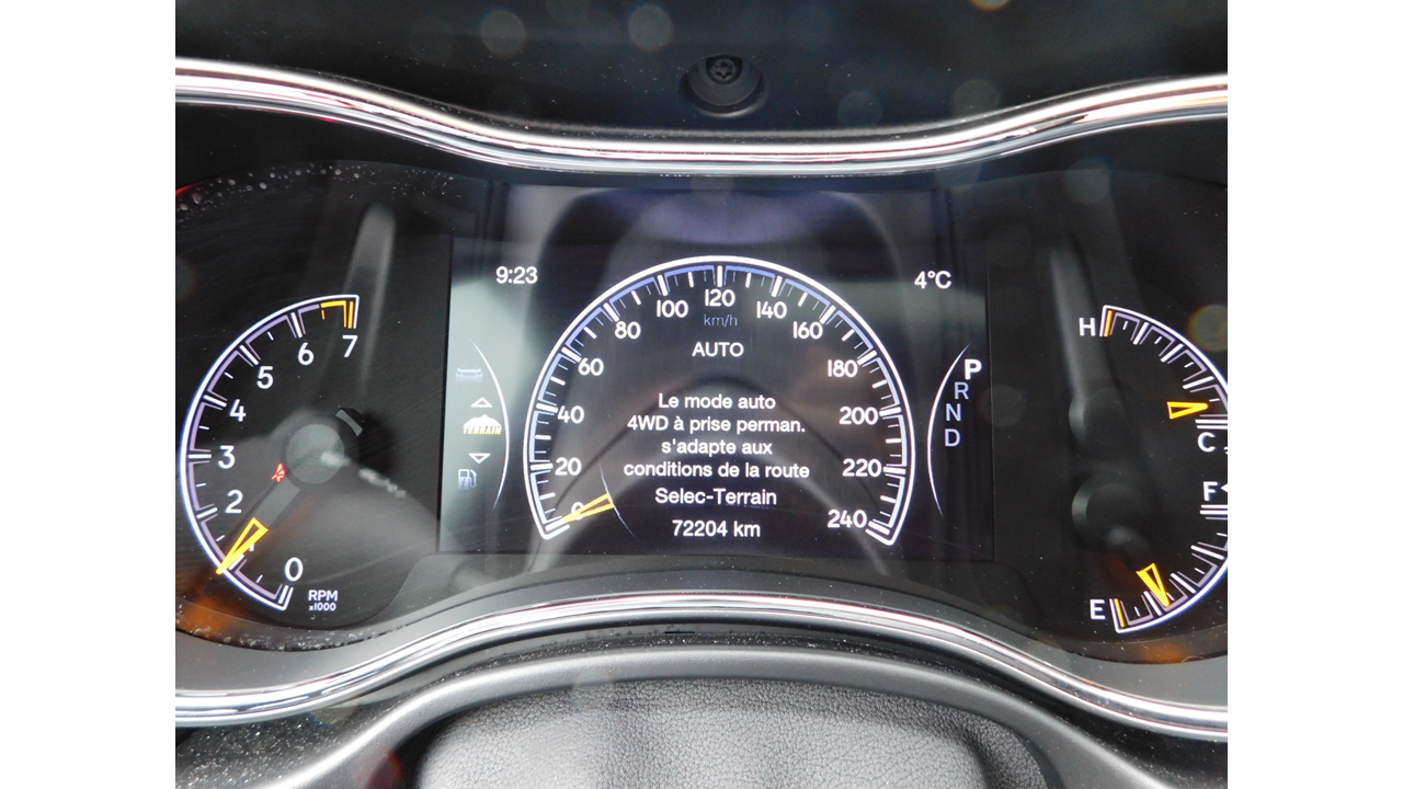2019 Jeep Grand Cherokee - Image 17