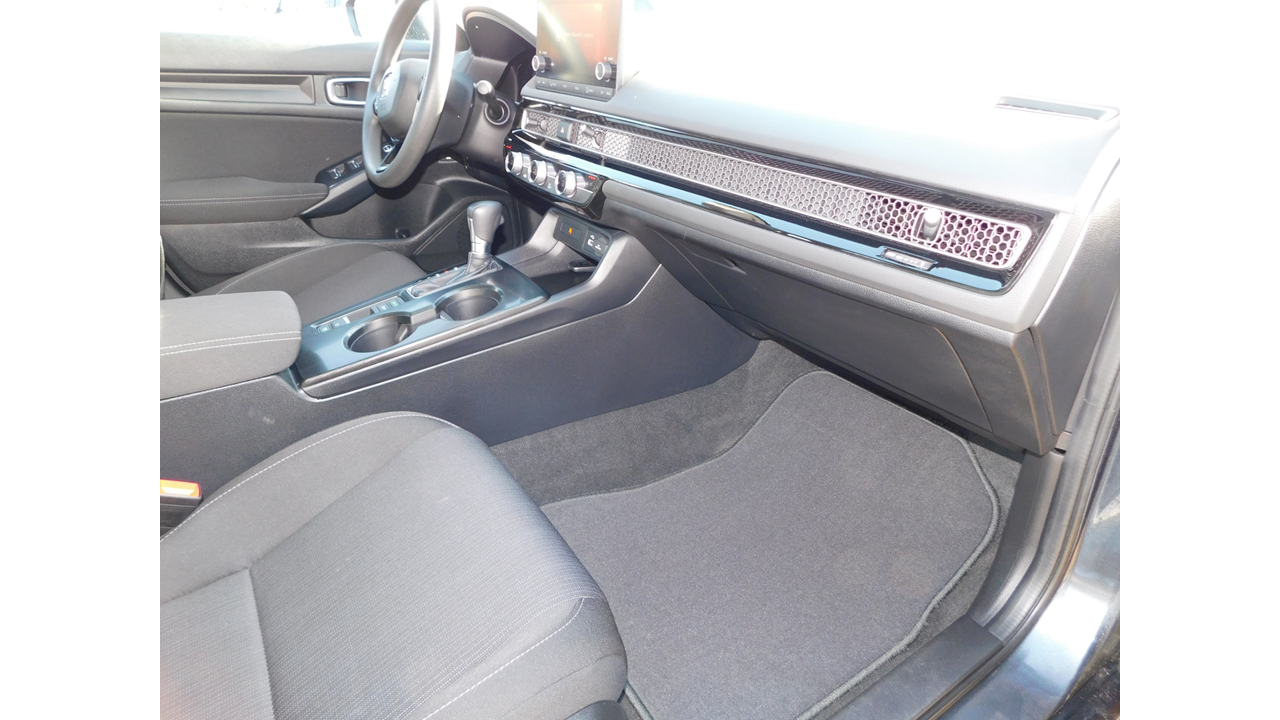 2024 Honda Civic - Image 9