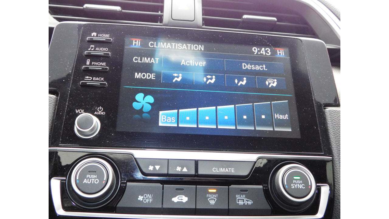 2019 Honda Civic - Image 19