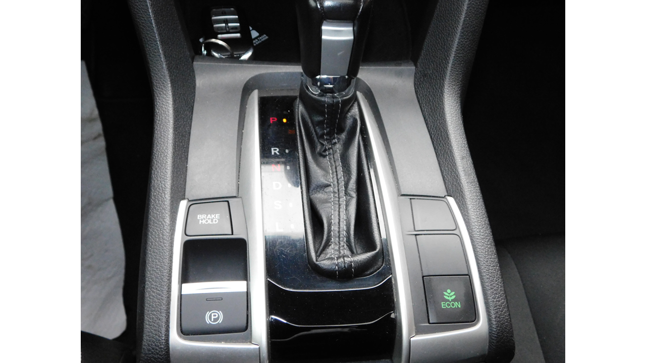 2019 Honda Civic - Image 21