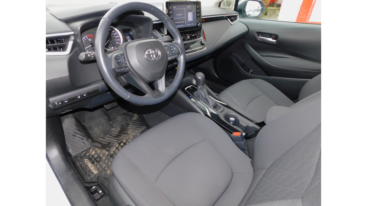 2021 Toyota Corolla - Image 10