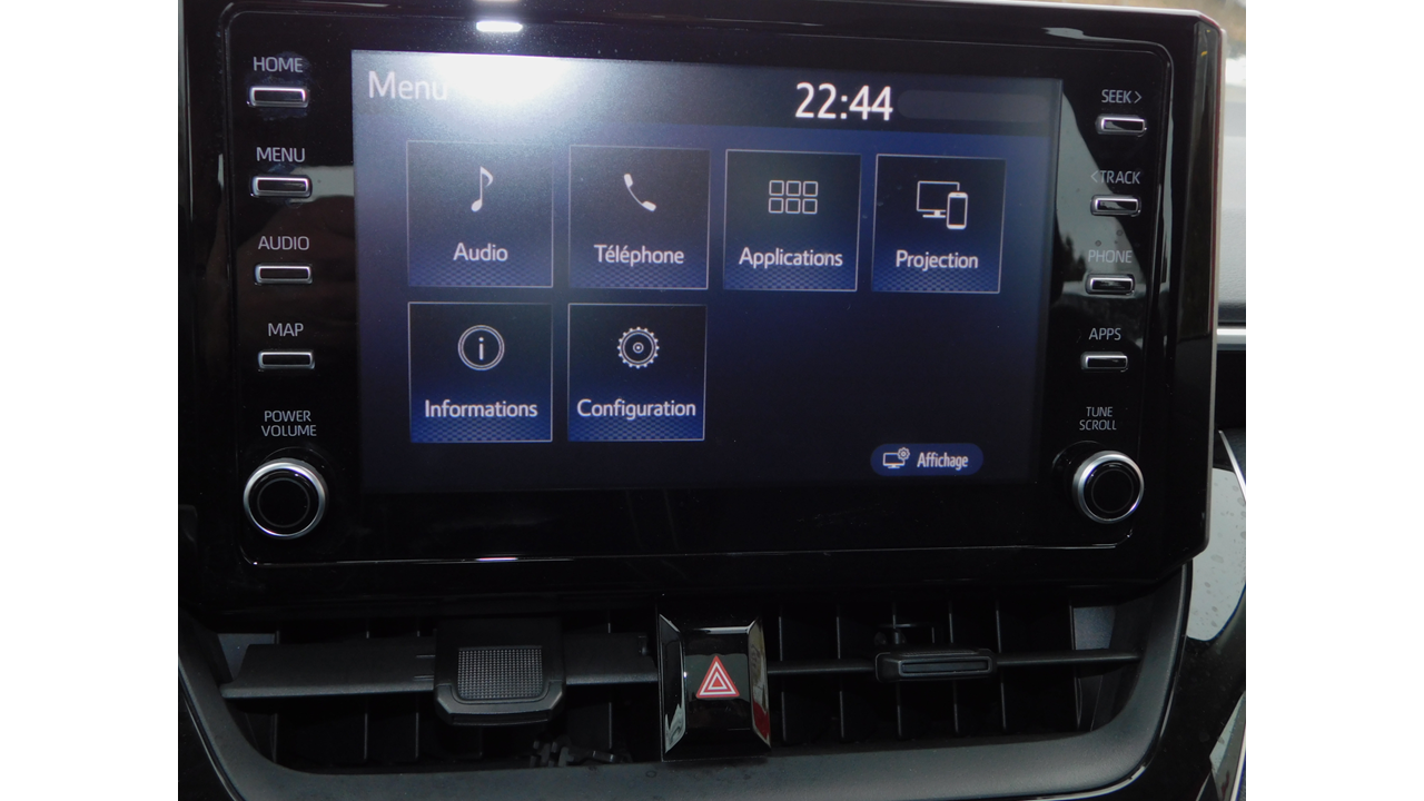 2021 Toyota Corolla - Image 17