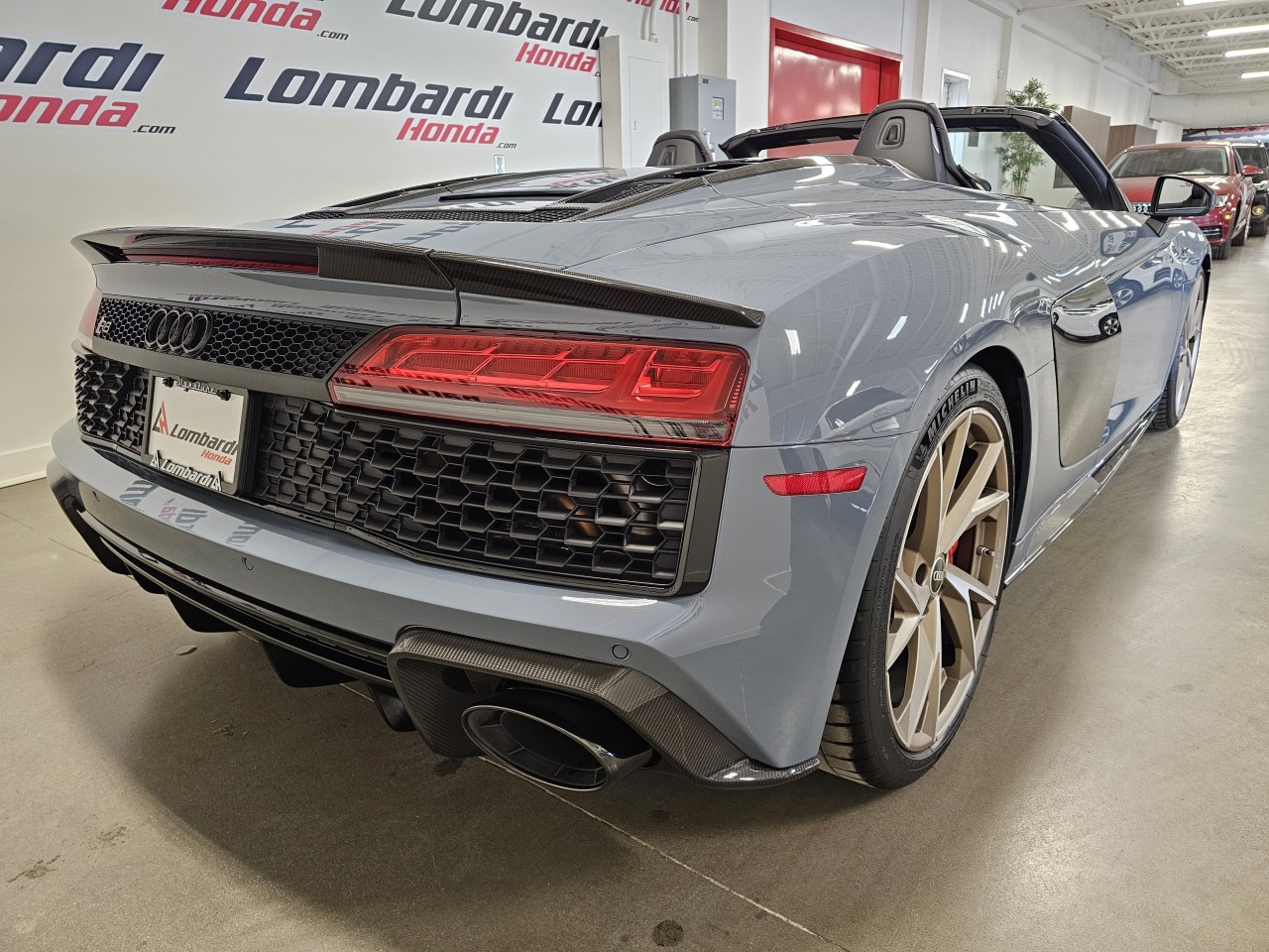 2023 Audi R8 - Image 6