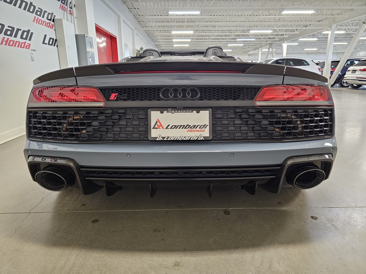 2023 Audi R8 - Image 12