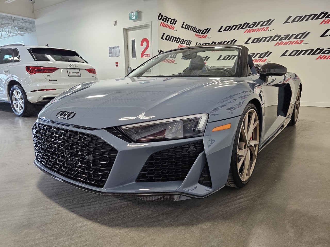 2023 Audi R8 - Image 13