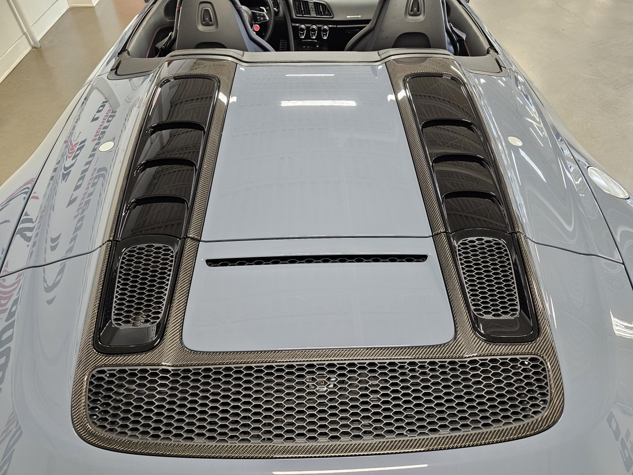 2023 Audi R8 - Image 23