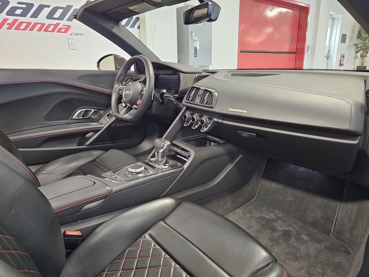 2023 Audi R8 - Image 42