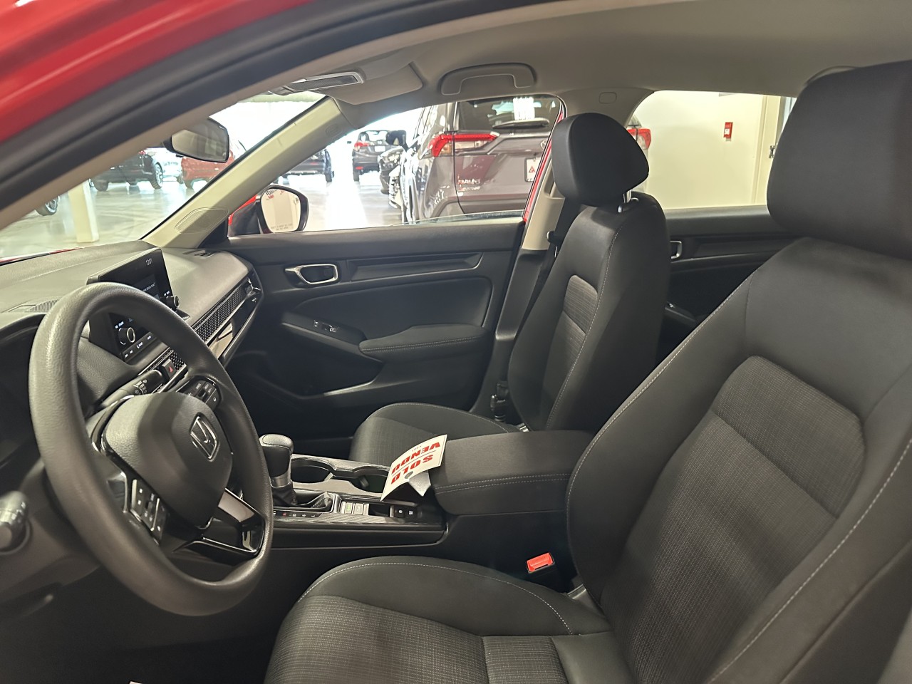 2025 Honda Civic - Image 12