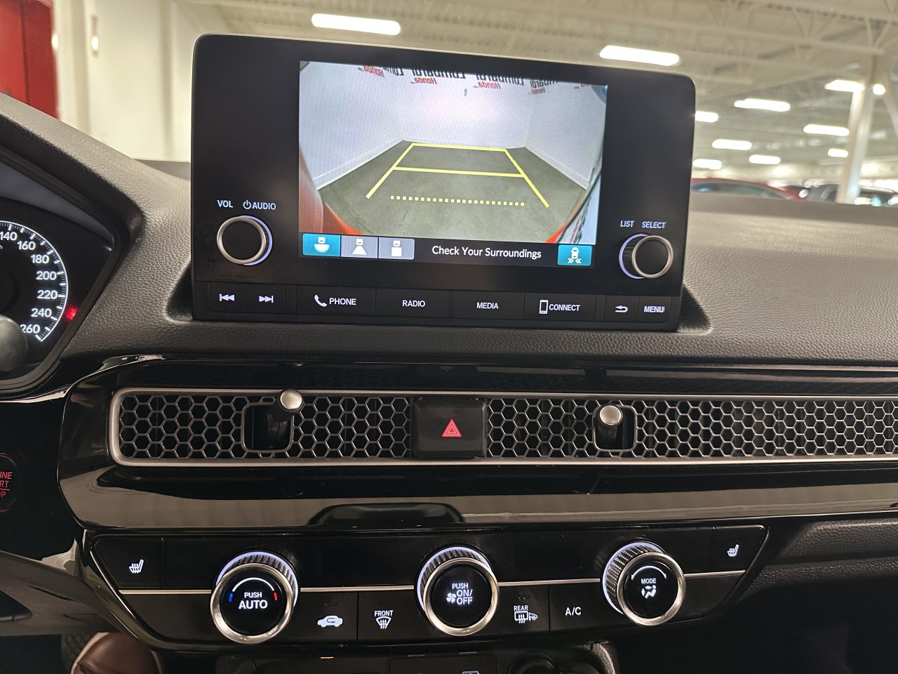 2025 Honda Civic - Image 15