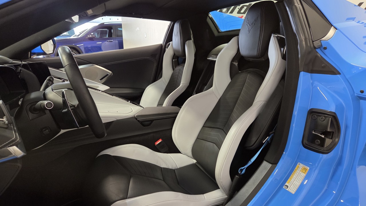 2023 Chevrolet Corvette - Image 16