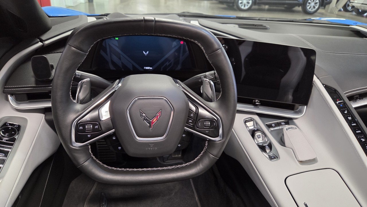 2023 Chevrolet Corvette - Image 19