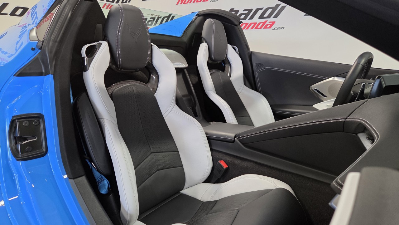 2023 Chevrolet Corvette - Image 21