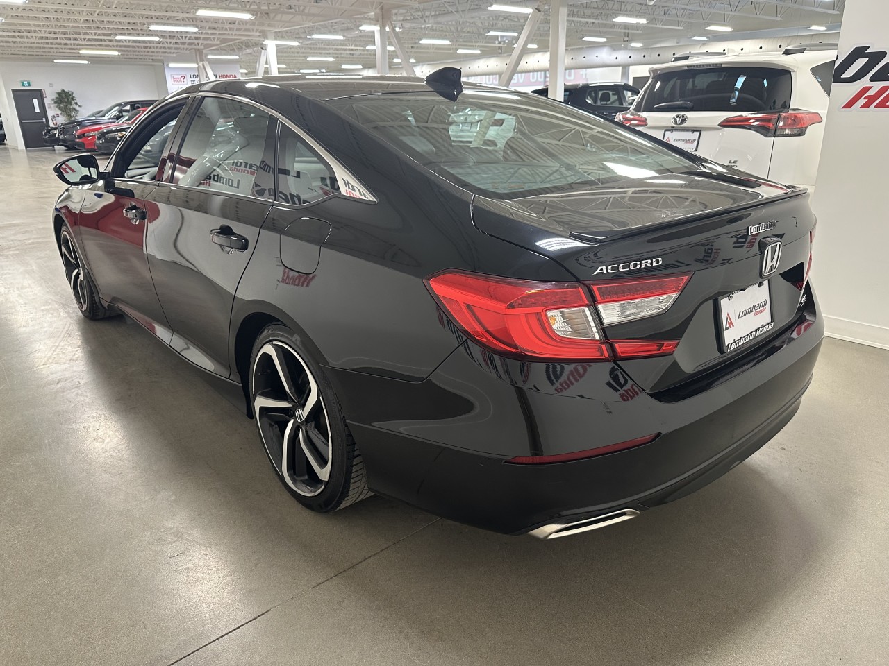 2021 Honda Accord - Image 7
