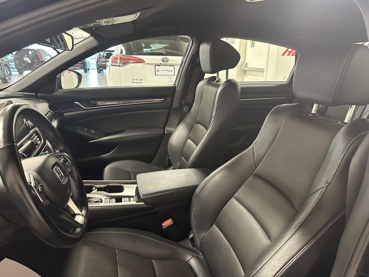 2021 Honda Accord - Image 10